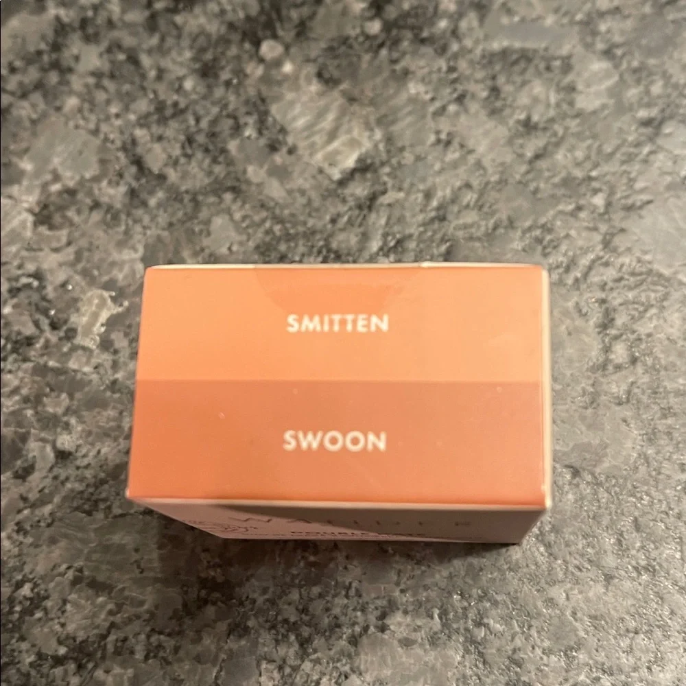 Wander Beauty Double Date Eyeshadow Duo pick from 3 duos
